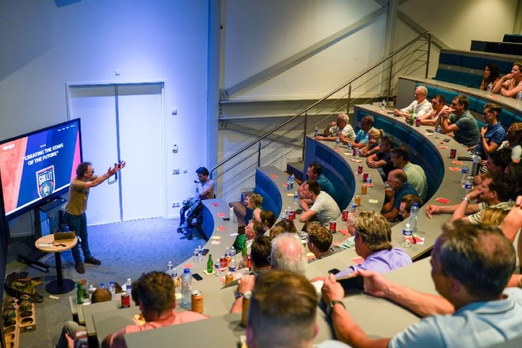 Ben van der Burg spreekt op Decorum Verkopersdag